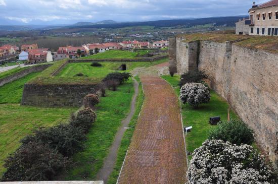 Fortificacion y Murallas