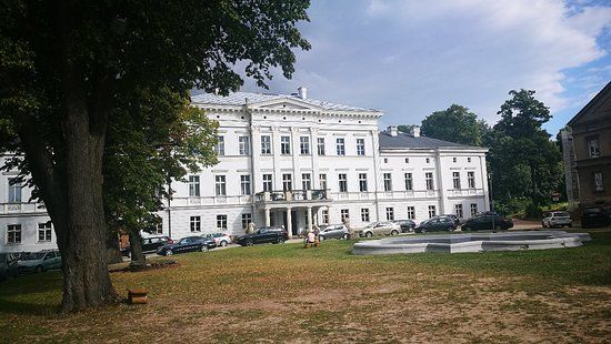 Jedlinka Palace