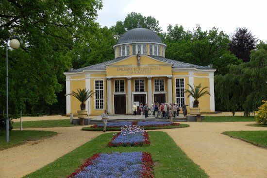 Halle der Glauberquellen