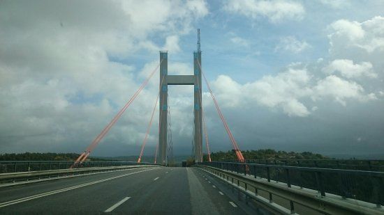 Tjörnbron