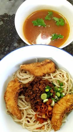 SK Seafood Noodles Restaurant