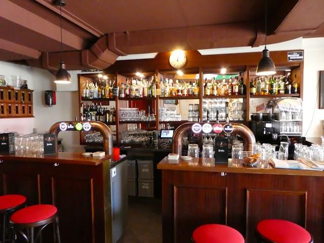 Red John Irish Pub