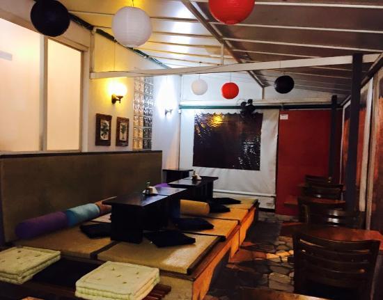 Yanuq Sushi Lounge