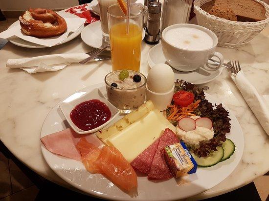 Cafe Hipp