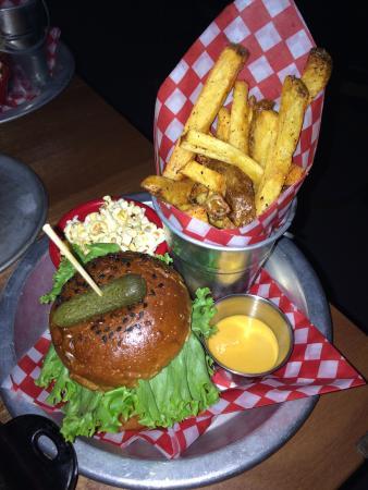 Rosewood Pub & Restaurant