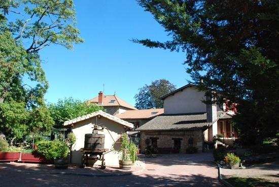 Le Moulin de Saint Verand Restaurant