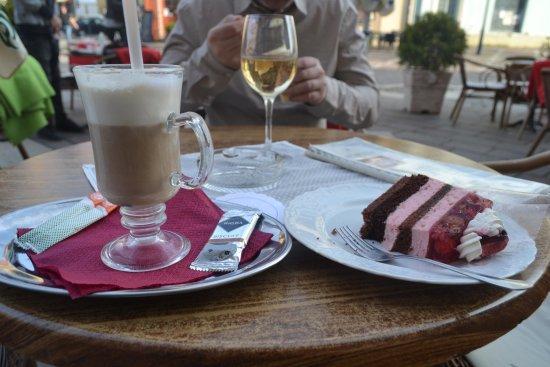 Ettore Cafe
