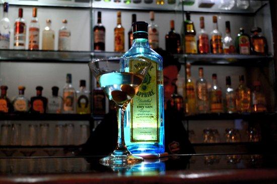 Champs Grill Food & Sport Bar