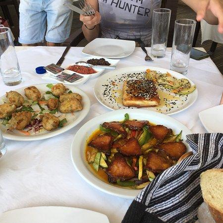 Roussos Beach Bar Restaurant