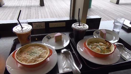 Cafe Harbor Point