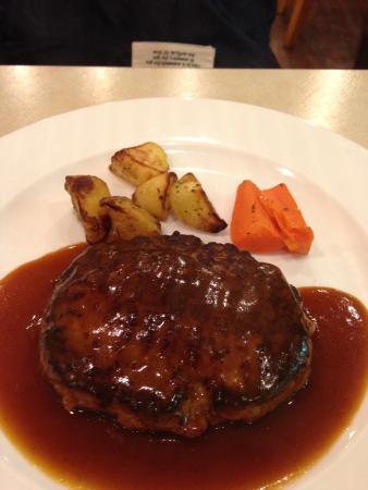 Gusto Shinjuku 1-Chome