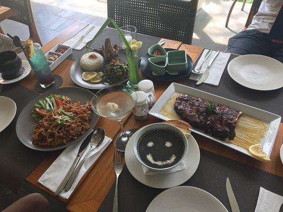 Urbana Restaurant Ubud