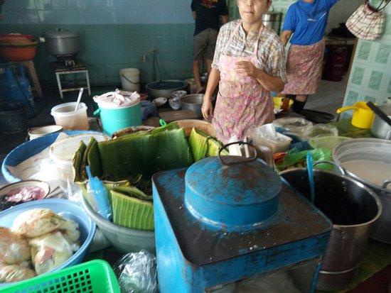 Warung Rujak Cingur Bu Sri