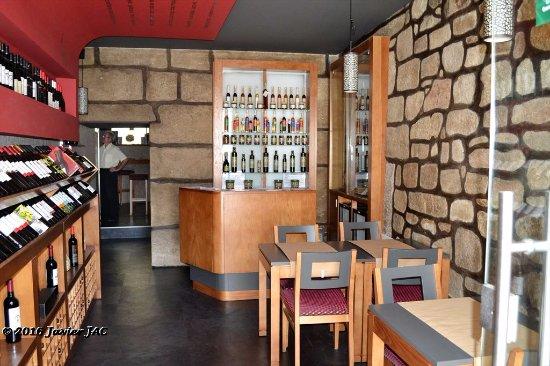 Alquimia Wine Bar