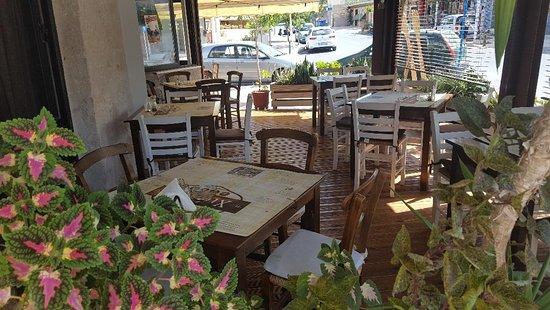 Taverna Chiotis