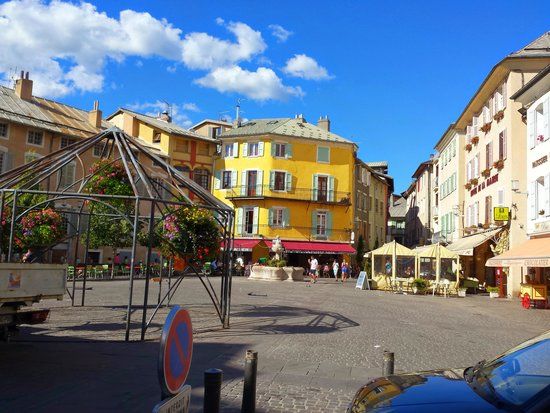 Place Eugene Barthelon