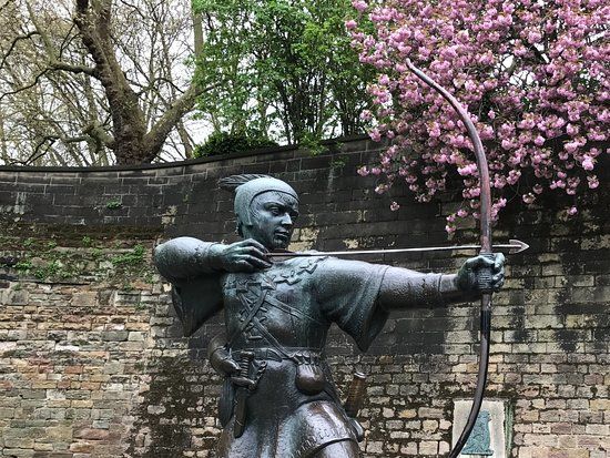 Robin Hood Statue
