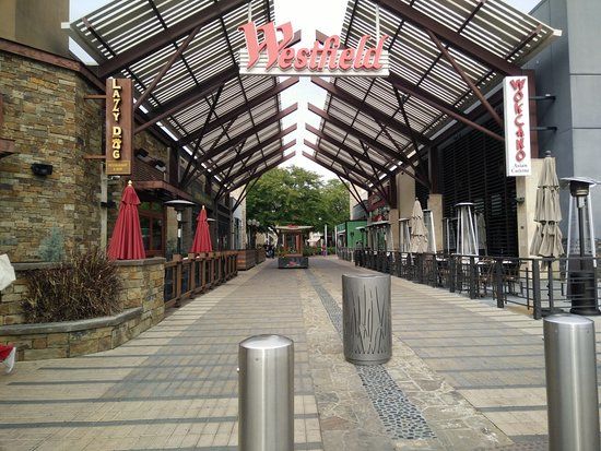 Westfield Valencia Town Center