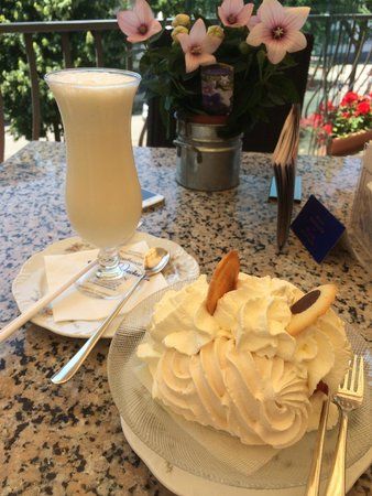 Café Decker
