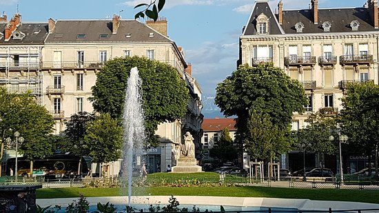 Place Victor Hugo