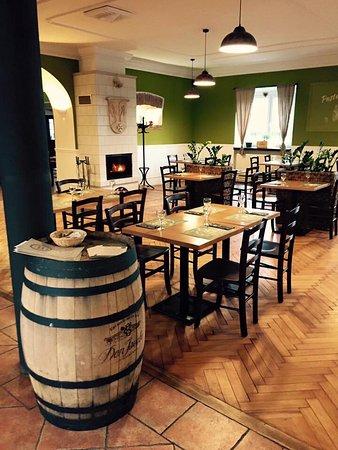 Trattoria Famiglia
