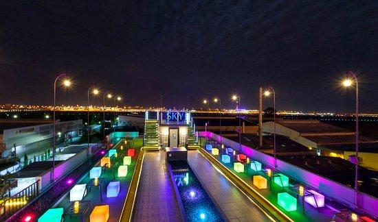 Sky Bar 64