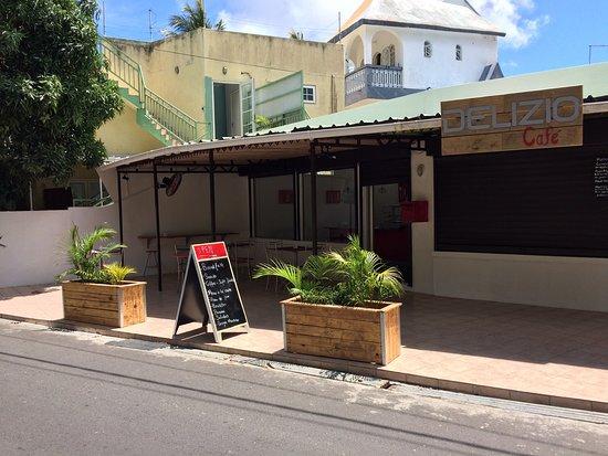 Delizio Café