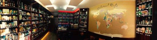 Colonial Café