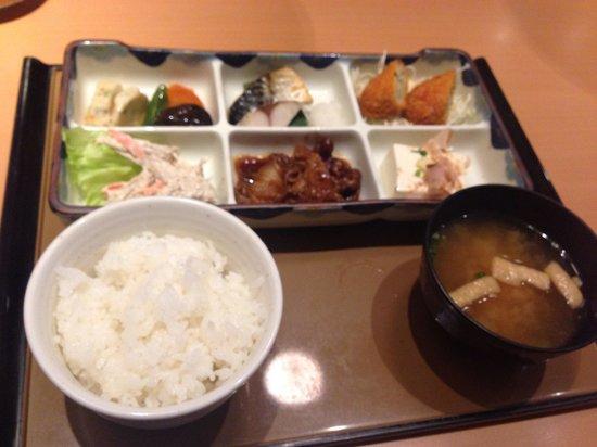 Gohandokoro Yayoiken Chikushiguchi