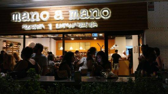 Mano a Mano Pizzeria and Empanadilleria