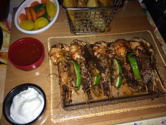Sevener Restaurant & Bar