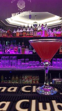 Salvatore Bar