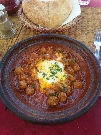 Chams Boumama