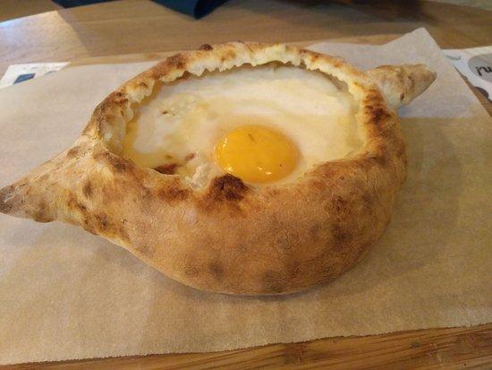 Khachapuri