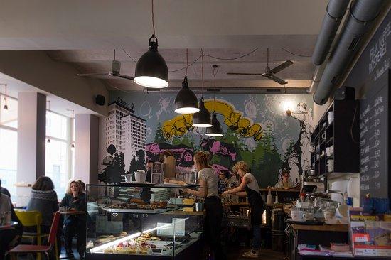 Cafe Emmi