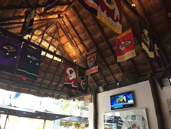 EZ Sports Bar