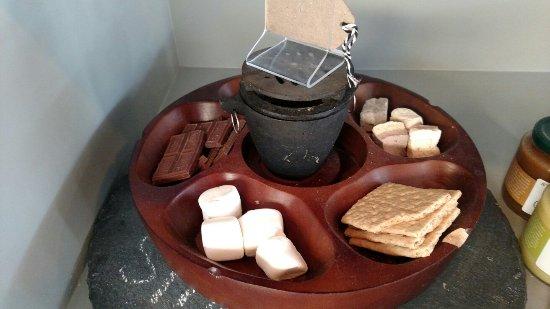 Crave. A dessert bar