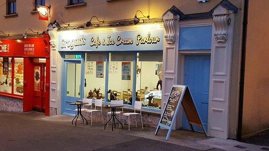 Grogan's Cafe and Ice Cream Parlour