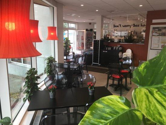 Bagel Bee Coffee Bar