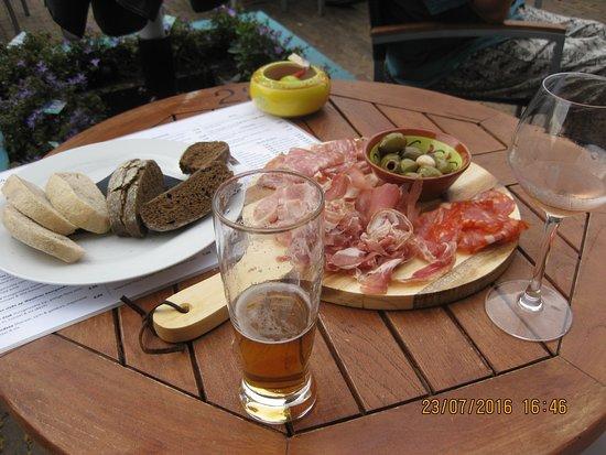Njoy Lunch & Grand Café