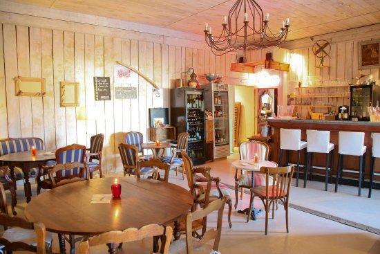 La Grange Bar a Vin Cave