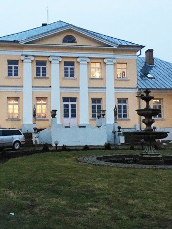 Brukna Manor