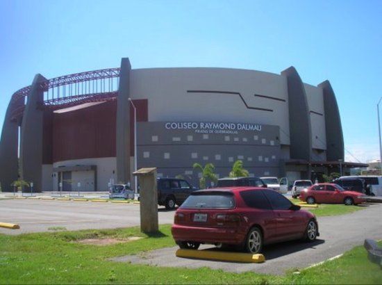 Coliseo Raymond Dalmau