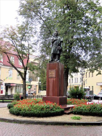 Пам'ятник Адаму Міцкевичу