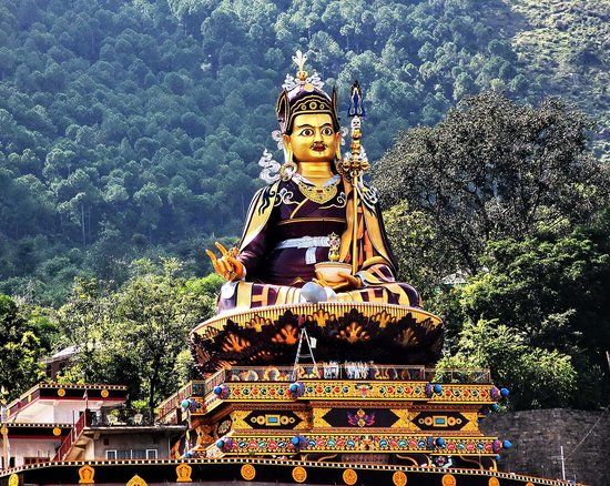 Statue of Padmasambhava
