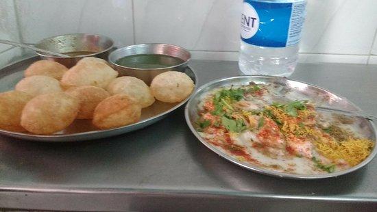 Gokul Chaat