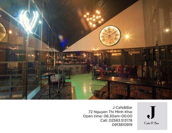 J Cafe & Bar