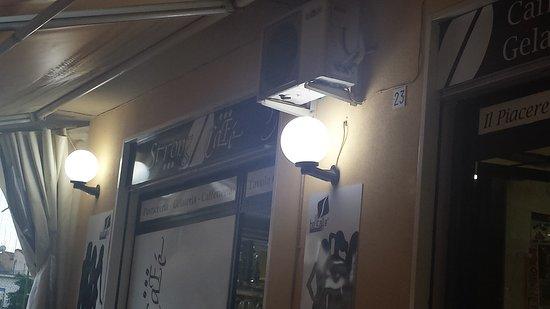 Strong Café