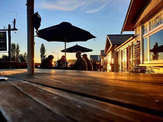 Kingfisher Restaurant and Bar