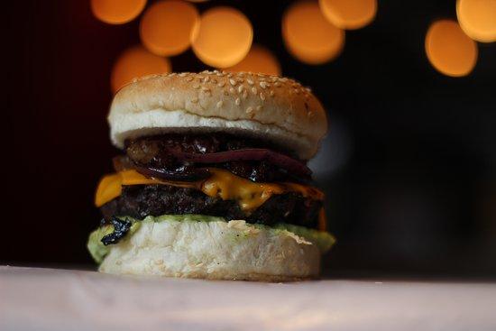 Di Casa Burger